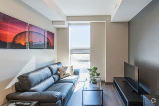 Building Photo - 169 Lisgar St