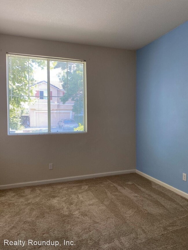Building Photo - 3 br, 2 bath House - 9474 Windrift Ln