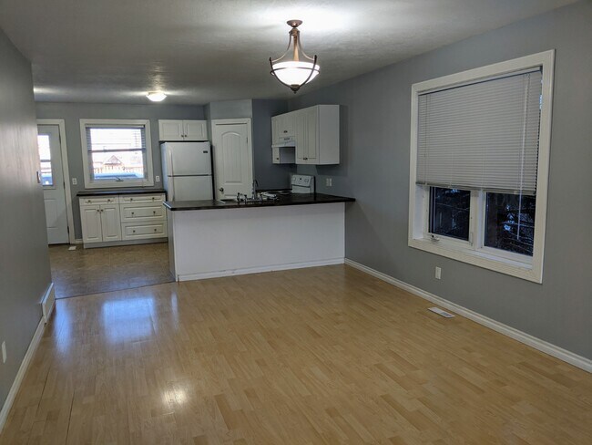 Photo du bâtiment - 312-399 99 Ave