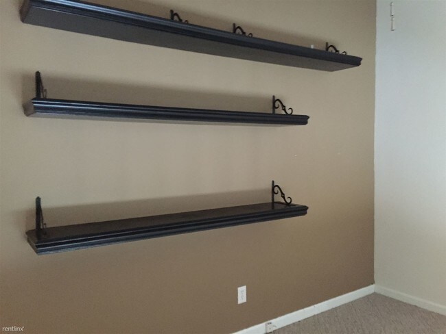 Foto del edificio - 2 br, 2.5 bath  - 4303 Hunters Club Dr