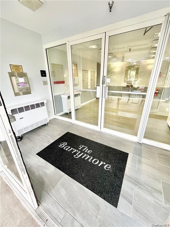 Foto del edificio - 501 N Barry Ave