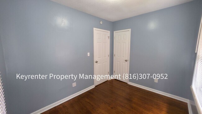 Foto del edificio - 2 Bed 1 Bath ready to rent!