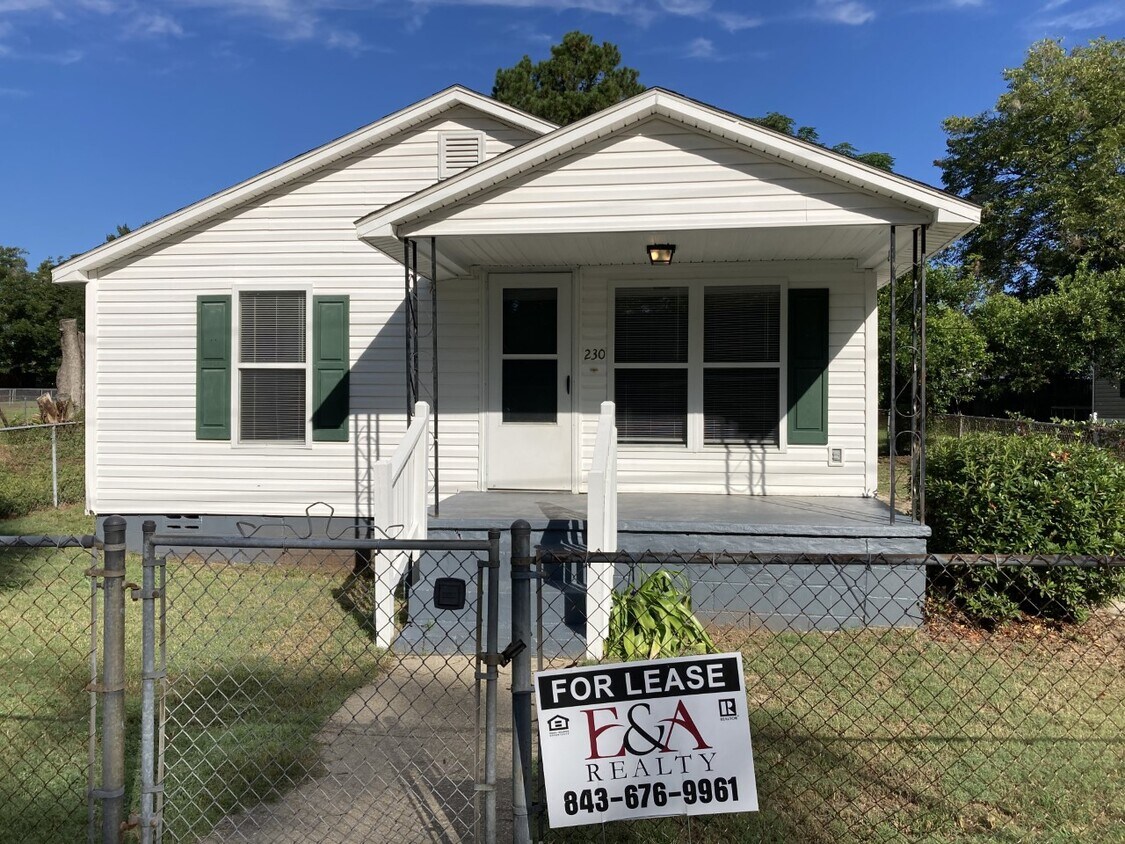 Foto principal - 230 Plum St