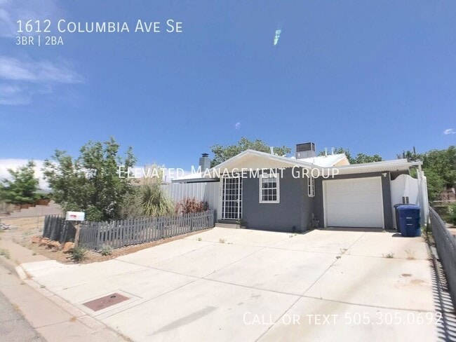 Building Photo - 1612 Columbia Dr NE