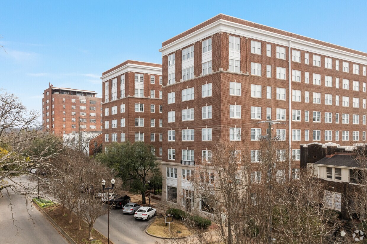 Foto principal - Greenbriar at the Altamont senior living