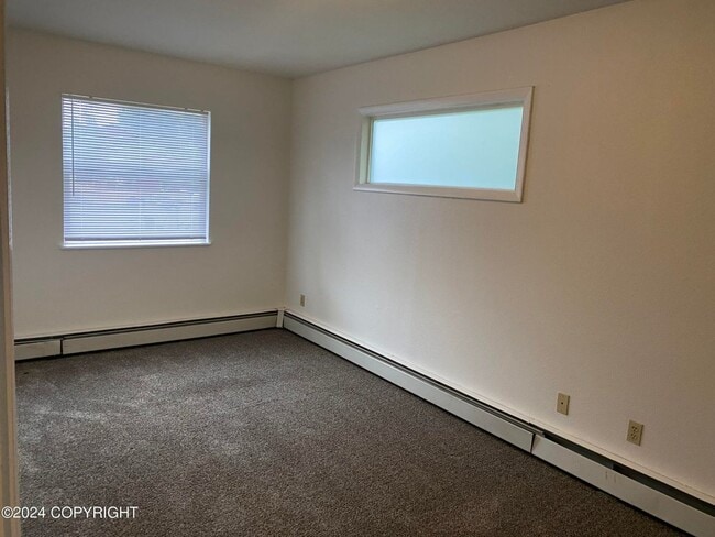 Building Photo - 347 Oklahoma St