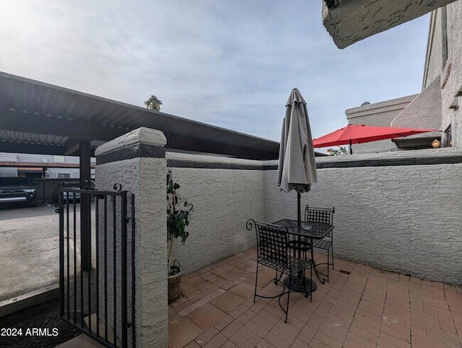 Foto del edificio - 18239 N 40th St