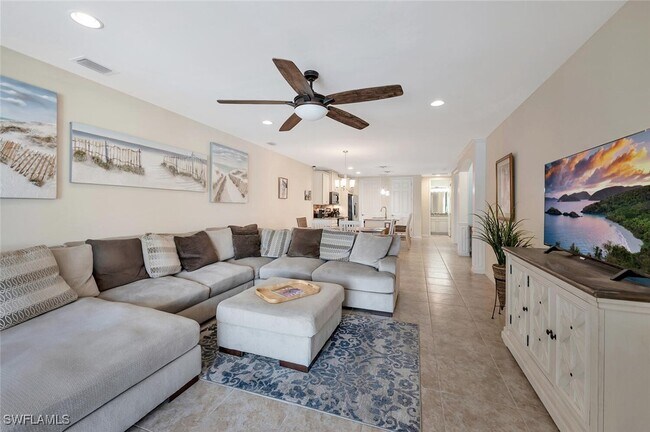 Foto del edificio - 14940 Edgewater Cir