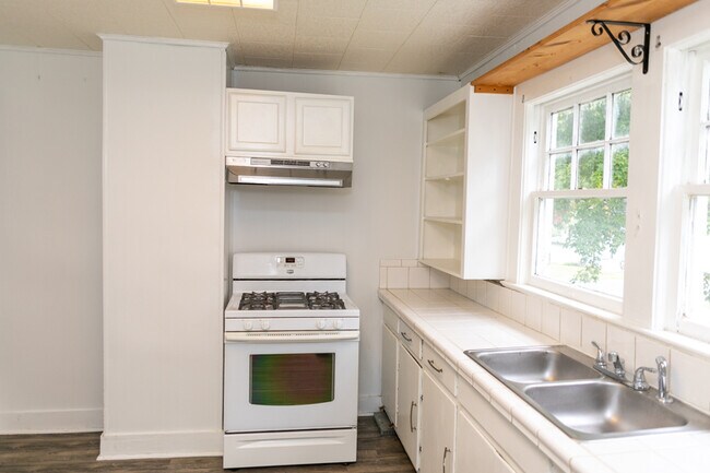 Foto del edificio - 105 Burns St