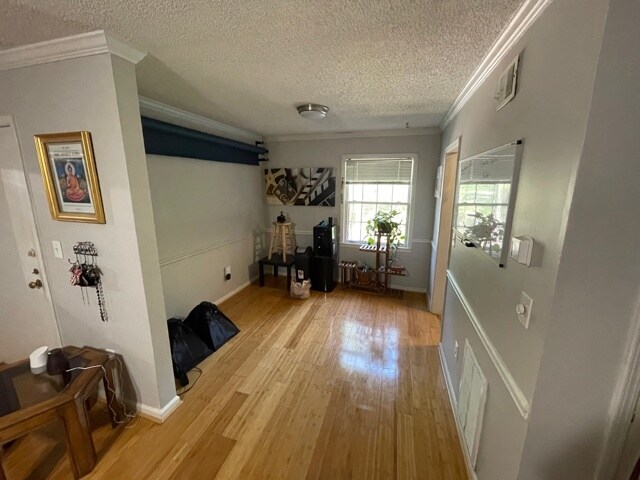 Dining Room - 53 Monet Ct NW