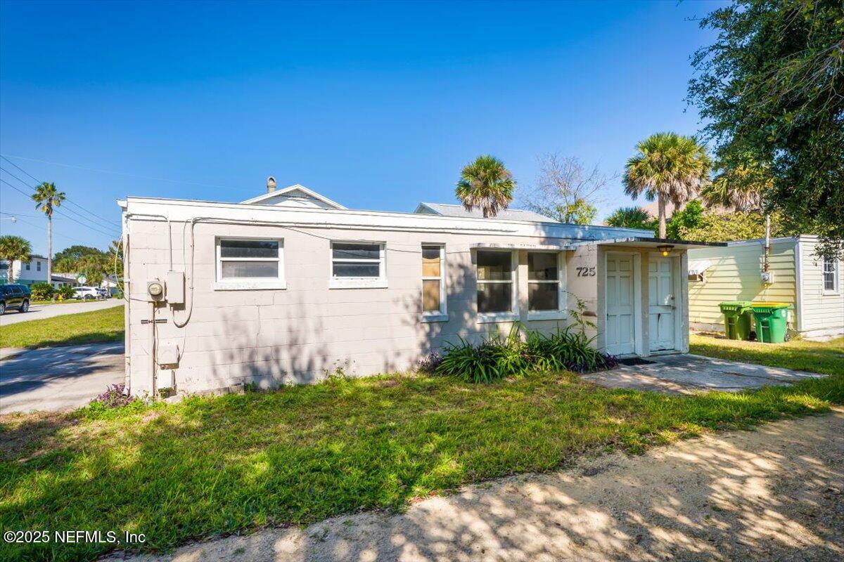 Foto principal - 725 5th St N