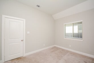 Building Photo - 5831 Turquoise Hl Ln