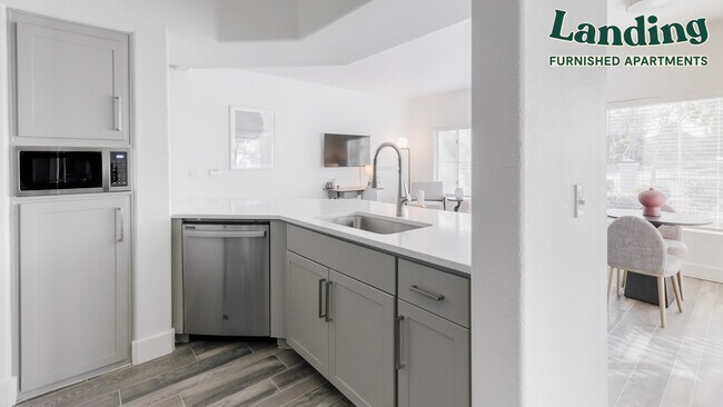 Foto del edificio - 600 W Grove Pkwy