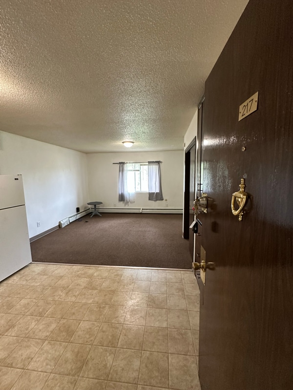 Foto principal - 320 Oak Ave N