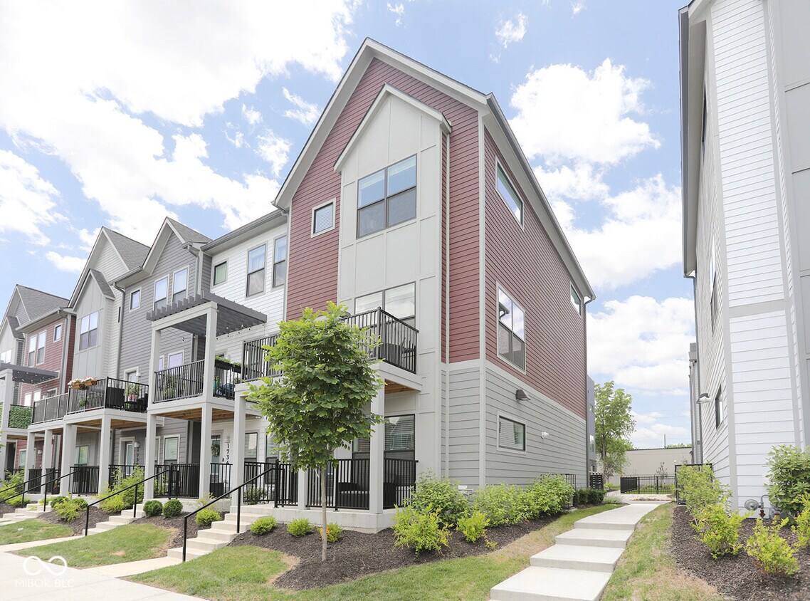 Foto principal - 1736 Alvord St