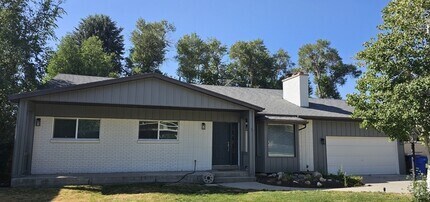 Building Photo - 2129 Creek Way