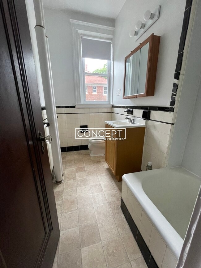 Foto del edificio - 1800 Commonwealth Ave