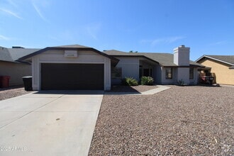 Building Photo - 10879 E Kalil Dr