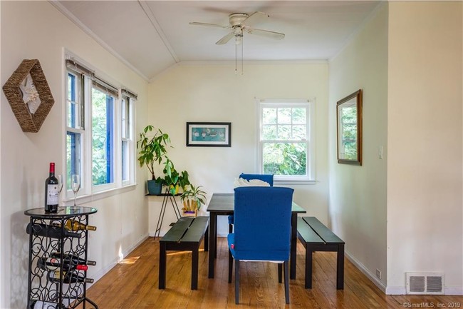 Building Photo - 328 CT-39
