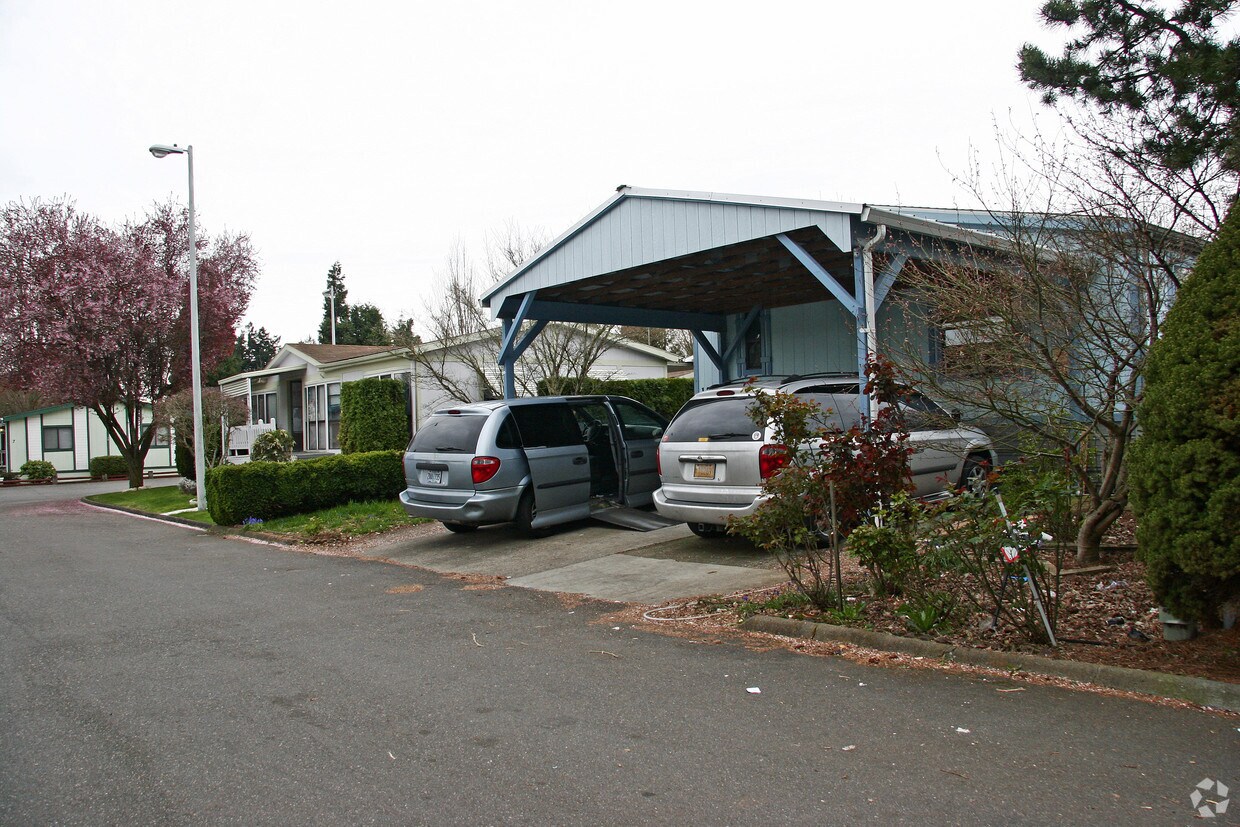 Building Photo - 7918 SE King Rd