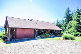 Building Photo - 2660 Reed Rd