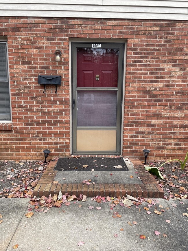 1051 3rd St SE, Hickory, NC 28602 Townhome Rentals in Hickory NC