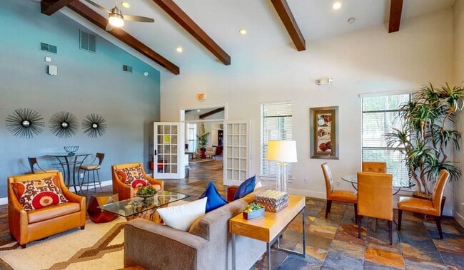 Building Photo - Brynwood Apartments