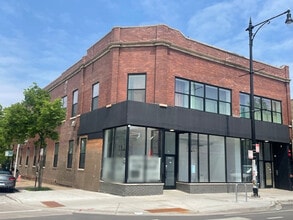 Building Photo - 2839 N Milwaukee Ave