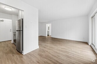 2BR, 1BA - 898SF - Kitchen/Living Room - 86 Cedar Street South