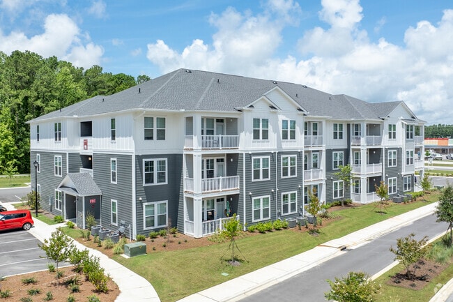 Hawthorne at New Bern