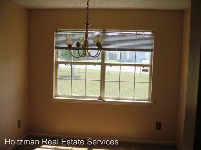 Foto del edificio - 4 br, 2 bath House - 960 Birchfield Drive