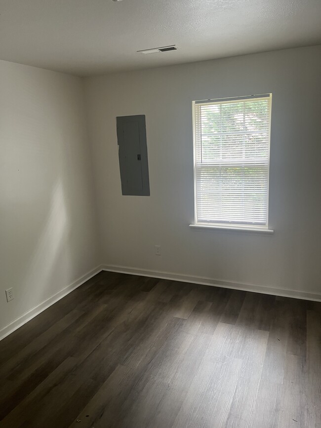 Foto del edificio - 132 E 12th St