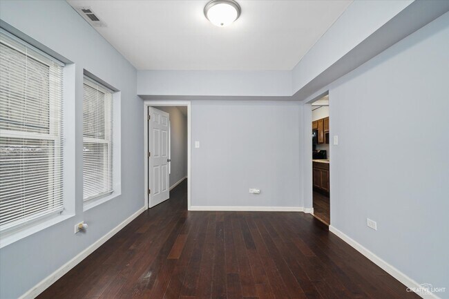 Foto del edificio - 155 N Eastern Ave