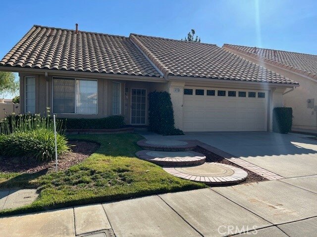 Foto principal - 991 Riviera Ave