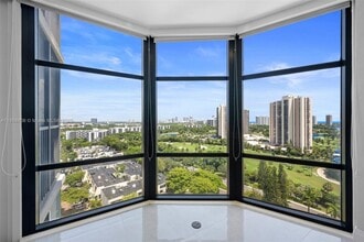 Building Photo - 20100 W Country Club Dr