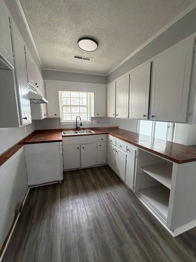 Foto del edificio - 1029 Hungerford St