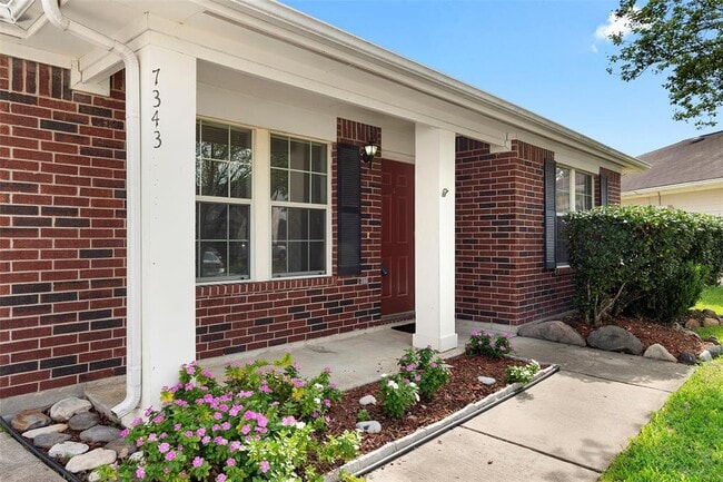 Foto del edificio - 7343 Leightonfield Ct