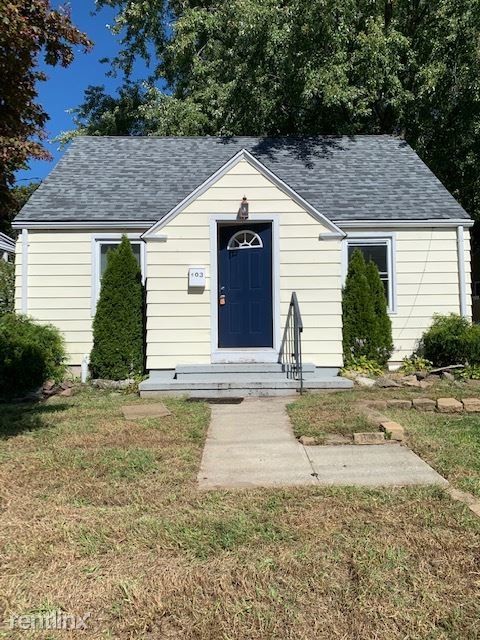 Foto principal - 3 br, 1 bath House - 403 Short Beach Rd