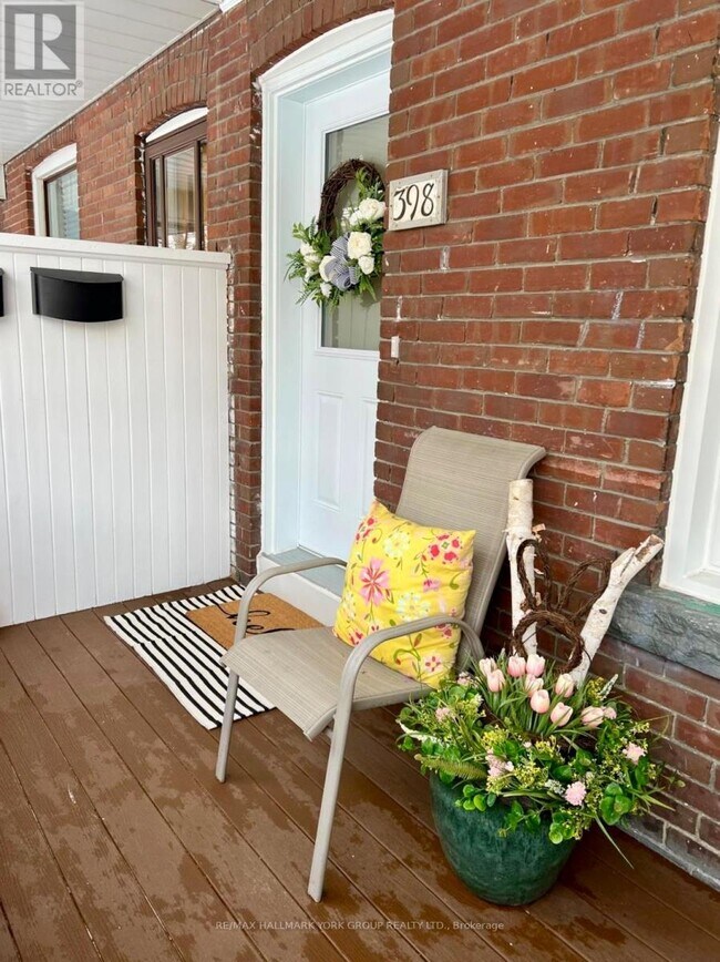 Photo du bâtiment - 398 Concord Ave