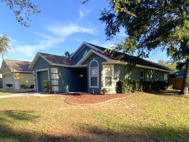 Foto del edificio - 7634 Clovelly Park Pl