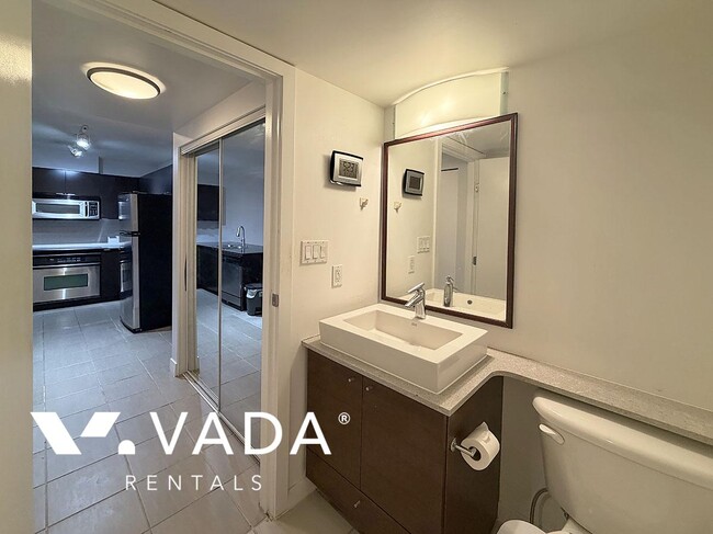 Building Photo - Tandem 1 BR APT Rental 1507-4118 Dawson St Burnaby: VADA