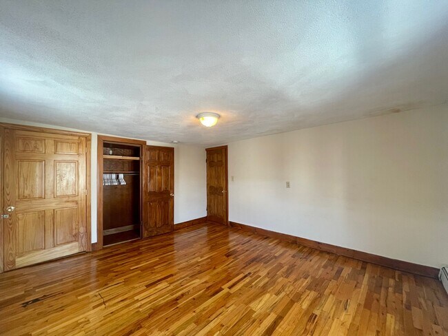 Foto del edificio - 570 Somerville Ave