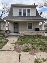 Building Photo - 300 Bellaire Ave
