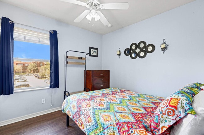 Building Photo - 1234 SW 1st Ave