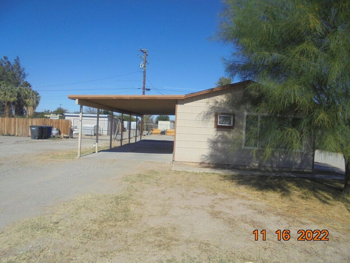 2379 McKinley Dr, Blythe, CA 92225 House Rental in Blythe, CA