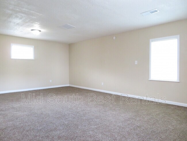 Foto del edificio - 4011 Westmont St