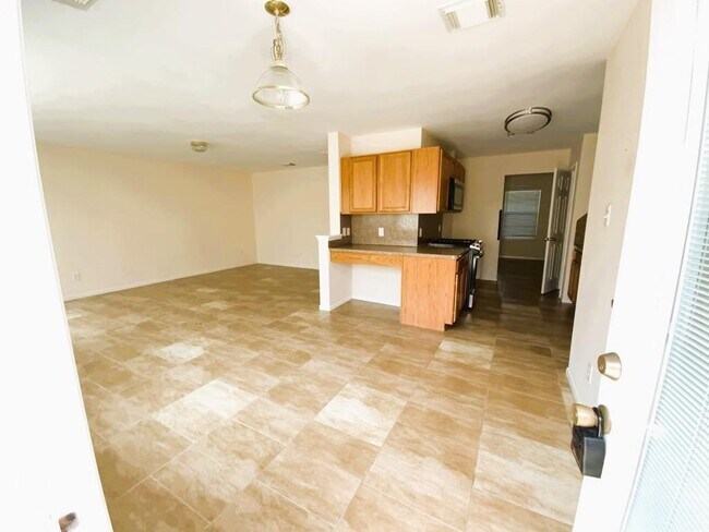 Building Photo - 20626 Sycamore Crest Ln