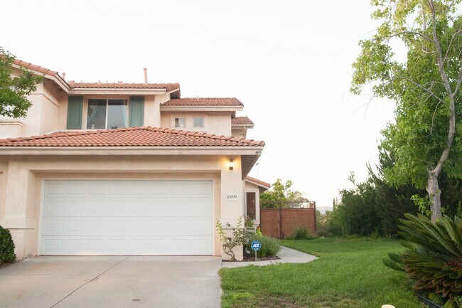 Foto del edificio - 10698 Eglantine Ct