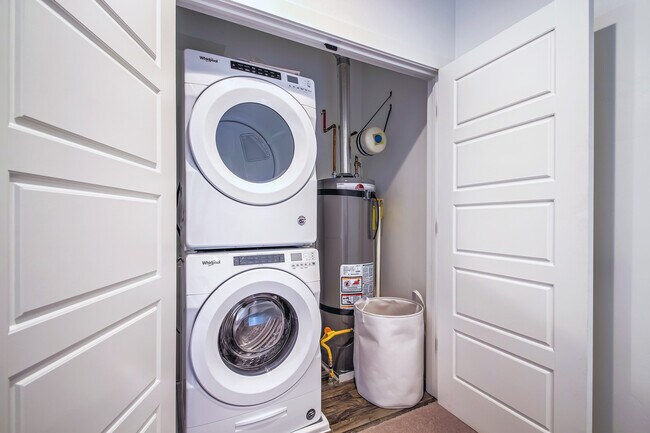 Interior del pico-20 - Peak Draper Townhomes