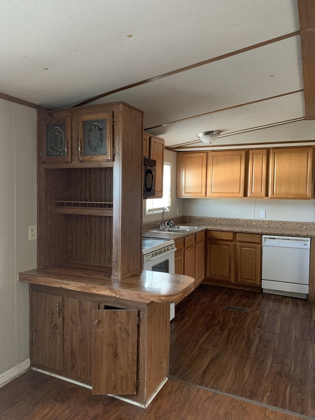 Foto del edificio - 502 Kayla St